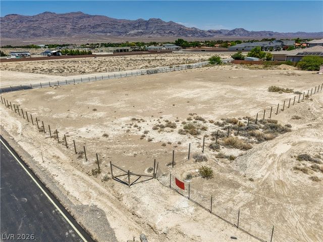 6465 Meisenheimer Avenue, Las Vegas, NV 89131