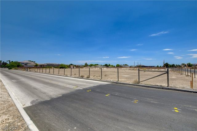 6465 Meisenheimer Avenue, Las Vegas, NV 89131