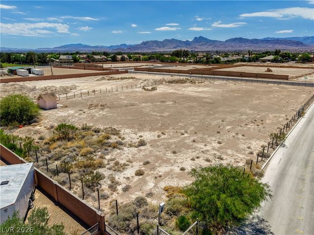 6465 Meisenheimer Avenue, Las Vegas, NV 89131