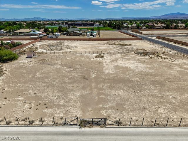 6465 Meisenheimer Avenue, Las Vegas, NV 89131