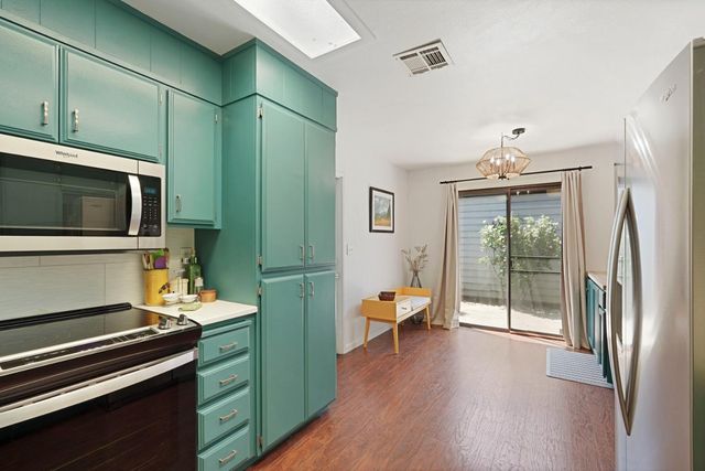 1749 Cape Cod Cir, Lodi, CA 95242
