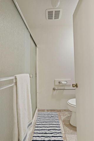 1749 Cape Cod Cir, Lodi, CA 95242