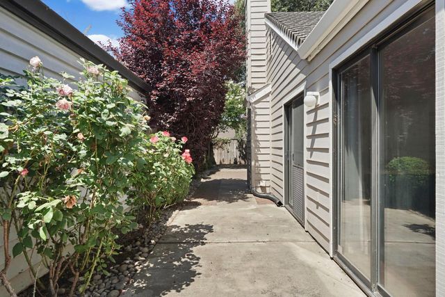 1749 Cape Cod Cir, Lodi, CA 95242