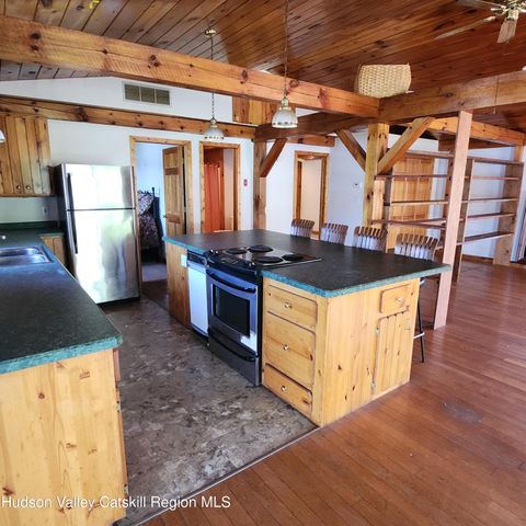 65 Marcellus Lane, Easton, NY 12154