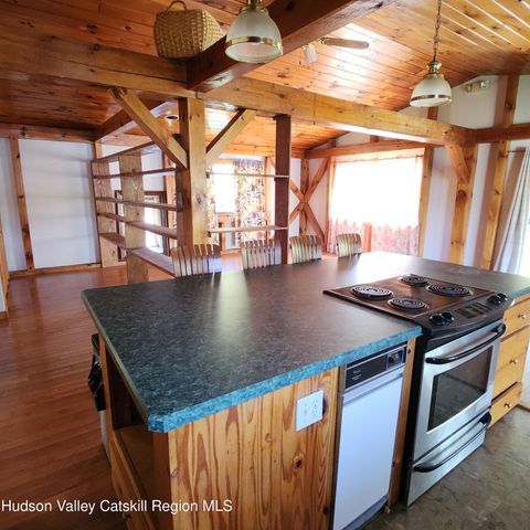 65 Marcellus Lane, Easton, NY 12154