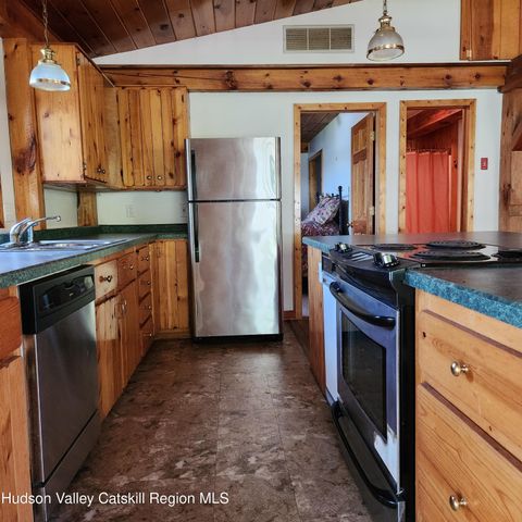 65 Marcellus Lane, Easton, NY 12154