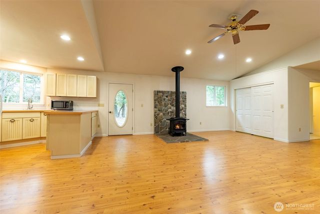 523 Island Drive, Friday Harbor, WA 98250