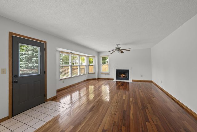 1271 River Trail Drive, Grove City, OH 43123