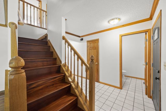 1271 River Trail Drive, Grove City, OH 43123