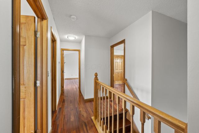 1271 River Trail Drive, Grove City, OH 43123