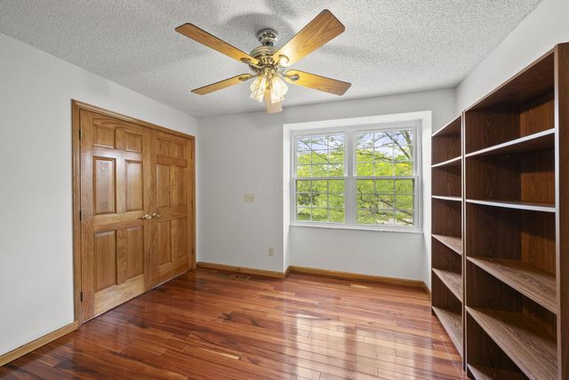 1271 River Trail Drive, Grove City, OH 43123