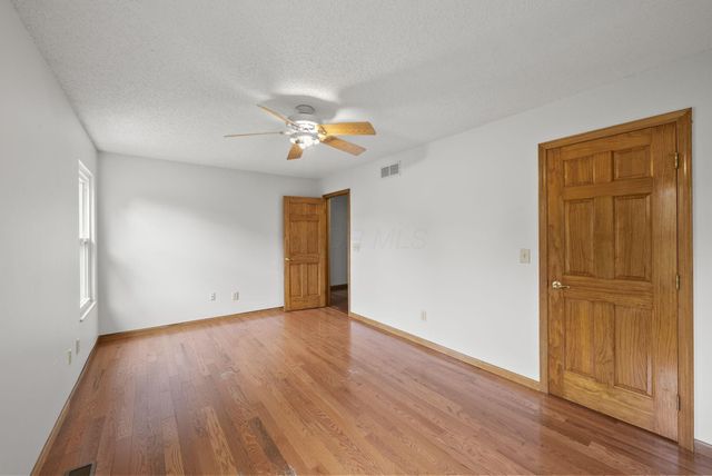 1271 River Trail Drive, Grove City, OH 43123
