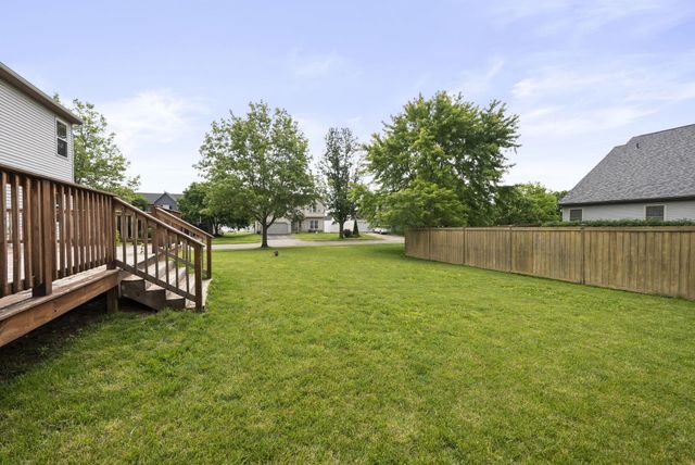 1271 River Trail Drive, Grove City, OH 43123