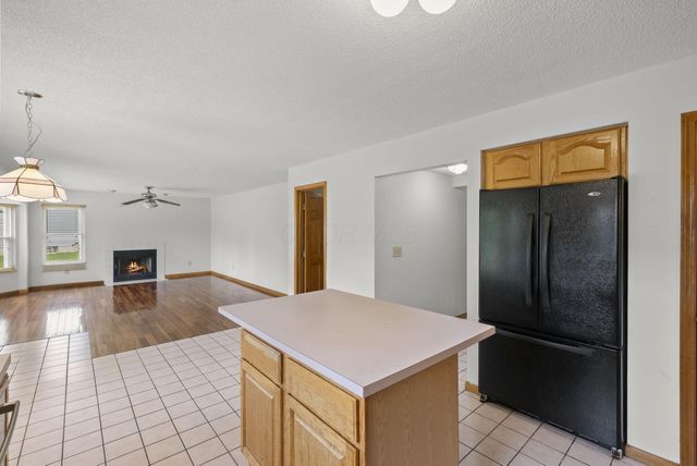 1271 River Trail Drive, Grove City, OH 43123