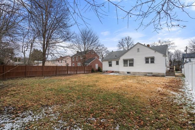 23 Winnifred Rd, Brockton, MA 02301