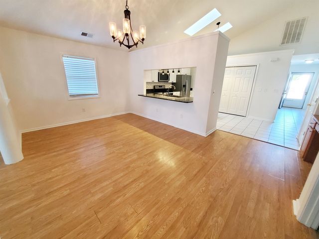 6729 Wisteria Dr., Myrtle Beach, SC 29588
