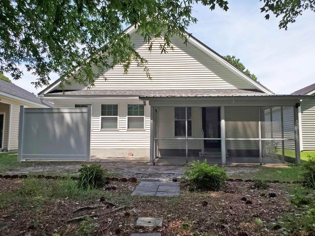 6729 Wisteria Dr., Myrtle Beach, SC 29588