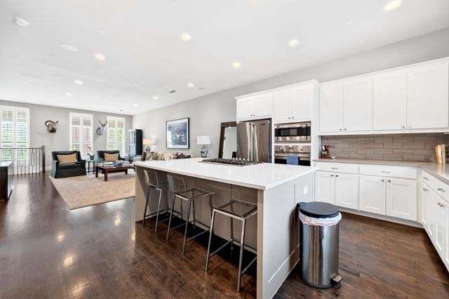 7700 Eastern Avenue 207, Dallas, TX 75209
