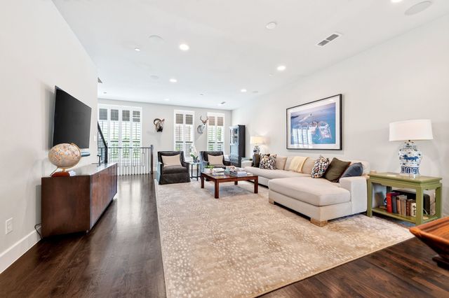 7700 Eastern Avenue 207, Dallas, TX 75209