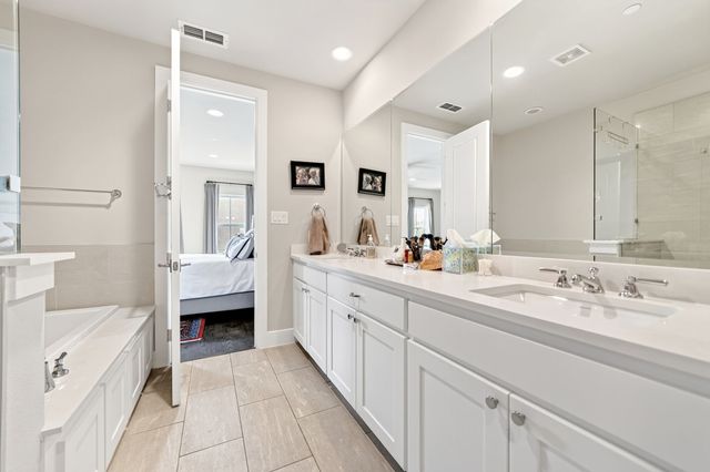 7700 Eastern Avenue 207, Dallas, TX 75209