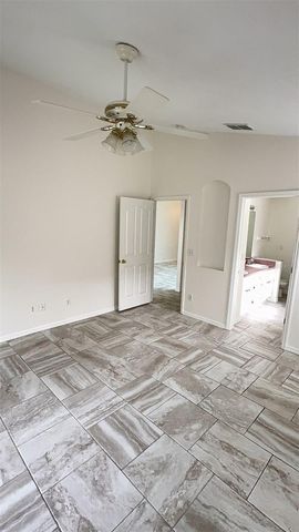 8517 FAWN CREEK DRIVE, Tampa, FL 33626