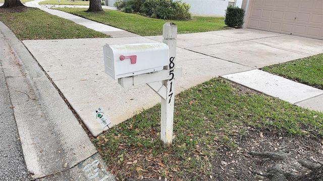 8517 FAWN CREEK DRIVE, Tampa, FL 33626