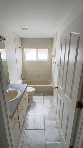 8517 FAWN CREEK DRIVE, Tampa, FL 33626