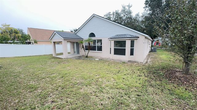 8517 FAWN CREEK DRIVE, Tampa, FL 33626