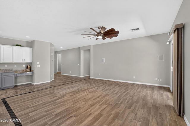 32826 N PEBBLE CREEK Drive, San Tan Valley, AZ 85143