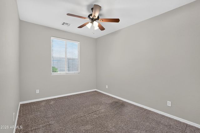 32826 N PEBBLE CREEK Drive, San Tan Valley, AZ 85143