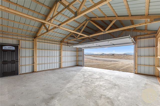 166 Laptop Loop, Roberts, MT 59070