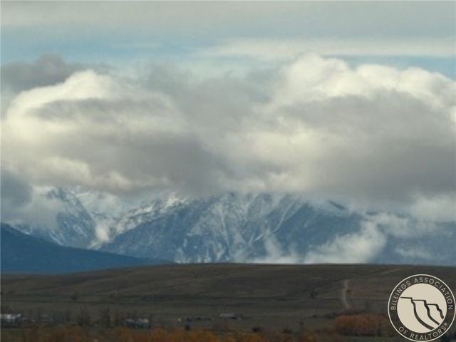 166 Laptop Loop, Roberts, MT 59070