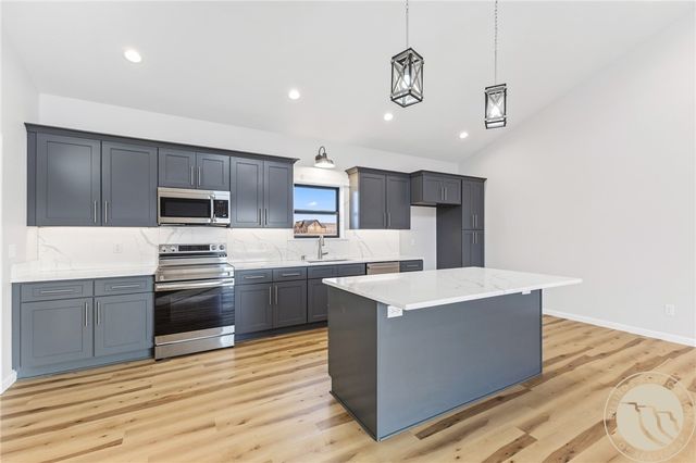 166 Laptop Loop, Roberts, MT 59070