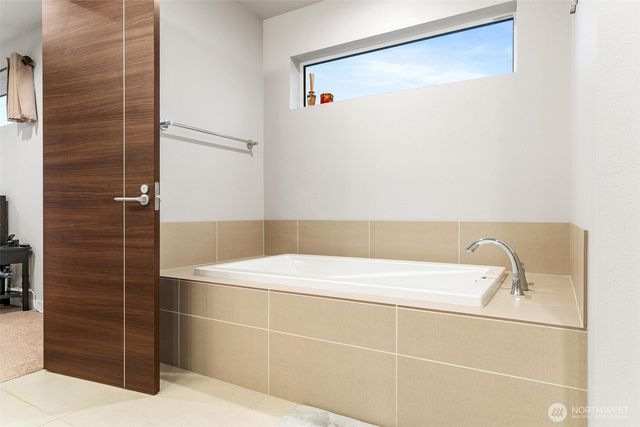 4806 54th Avenue W, University Place, WA 98467