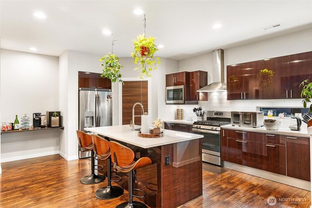 4806 54th Avenue W, University Place, WA 98467