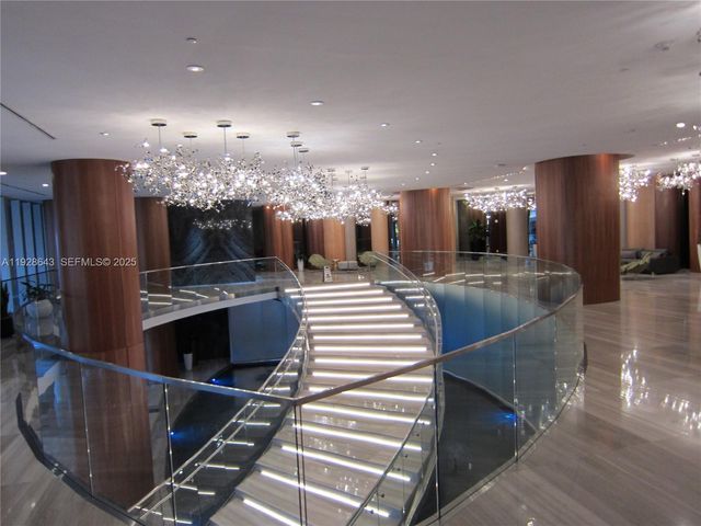 488 NE 18th St 1804, Miami, FL 33132