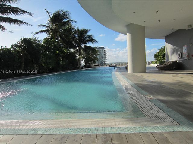 488 NE 18th St 1804, Miami, FL 33132