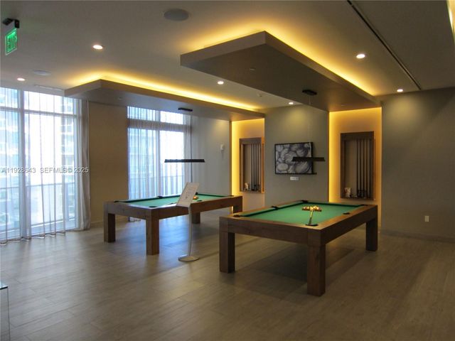 488 NE 18th St 1804, Miami, FL 33132