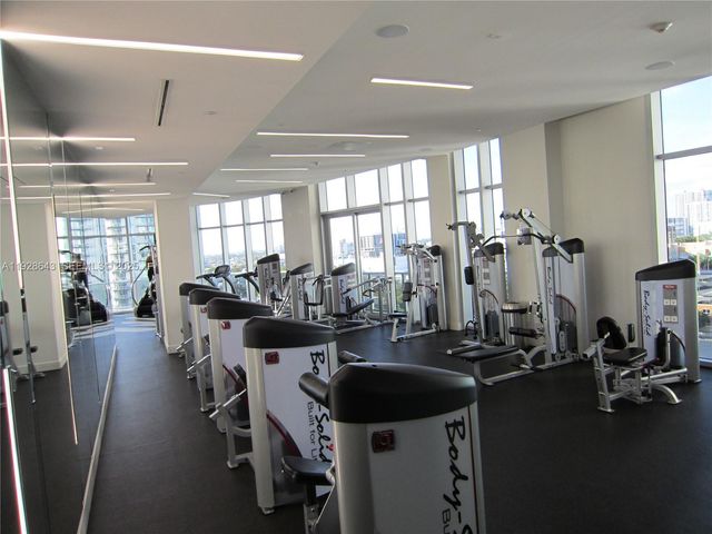 488 NE 18th St 1804, Miami, FL 33132