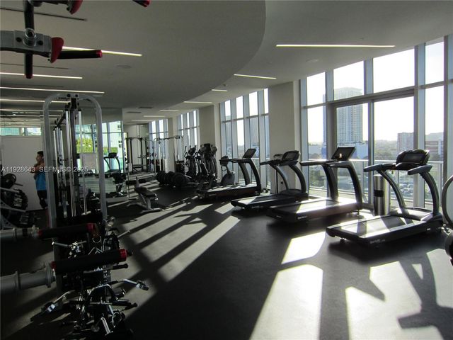 488 NE 18th St 1804, Miami, FL 33132