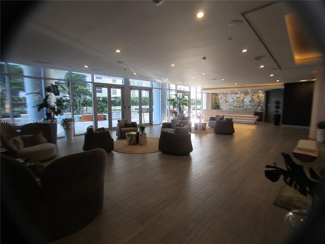 488 NE 18th St 1804, Miami, FL 33132