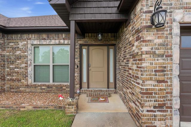 1220 Andrews Drive, Conway, AR 72032