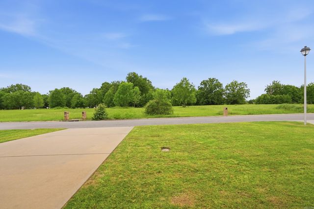 1220 Andrews Drive, Conway, AR 72032