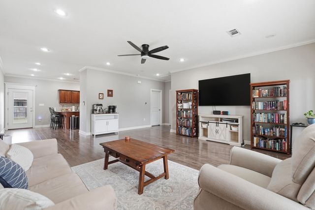 1220 Andrews Drive, Conway, AR 72032