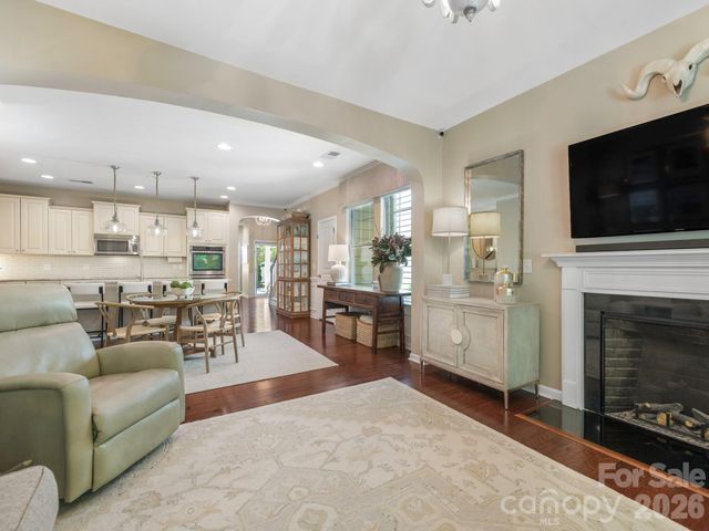 6025 Glenmore Garden Drive, Charlotte, NC 28270