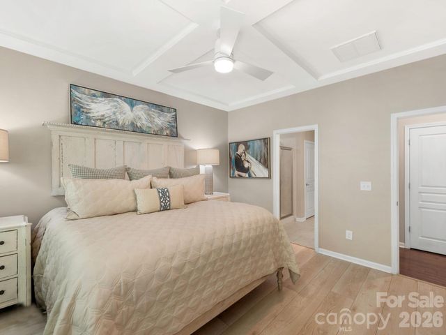 6025 Glenmore Garden Drive, Charlotte, NC 28270