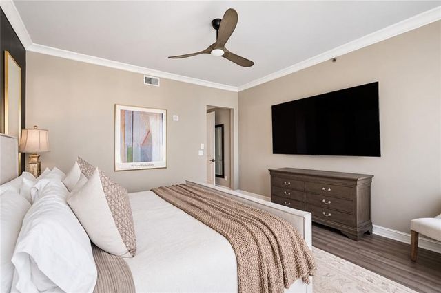 2233 Peachtree Road NE 402, Atlanta, GA 30309