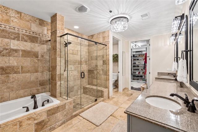 2233 Peachtree Road NE 402, Atlanta, GA 30309