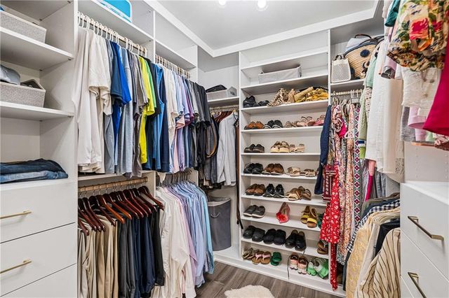 2233 Peachtree Road NE 402, Atlanta, GA 30309