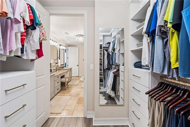 2233 Peachtree Road NE 402, Atlanta, GA 30309